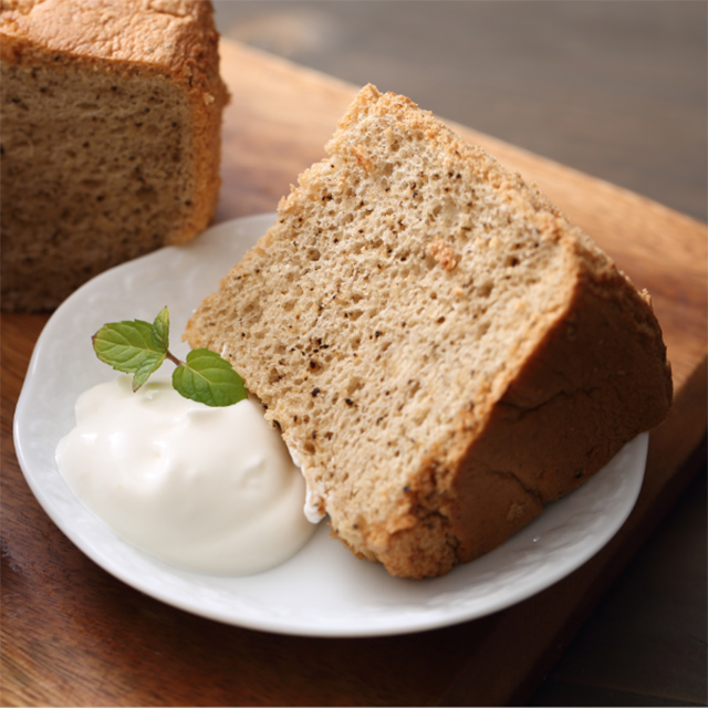 ほうじ茶シフォンケーキ